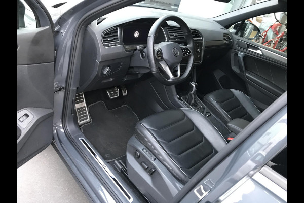 Volkswagen Tiguan 1.5 TSI R-Line Panoramadak Automaat Volkswagen Tiguan 1.5 TSI R-Line Panoramadak Automaat