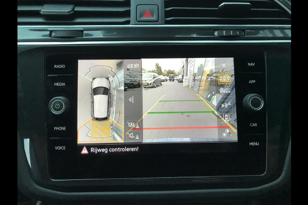 Volkswagen Tiguan 1.5 TSI R-Line Panoramadak Automaat Volkswagen Tiguan 1.5 TSI R-Line Panoramadak Automaat