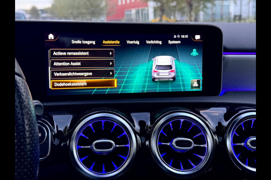 Mercedes-Benz A-Klasse 250 4MATIC Premium Plus Pano/360/Burmester