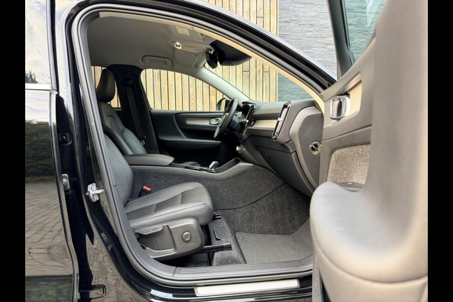 Volvo XC40 1.5 T5 Twin Engine Inscription Automaat | Leren bekleding | LED verlichting | Stoelverwarming | Getint glas | 19 inch lichtmetal