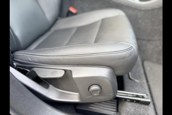 Volvo XC40 1.5 T5 Twin Engine Inscription Automaat | Leren bekleding | LED verlichting | Stoelverwarming | Getint glas | 19 inch lichtmetal