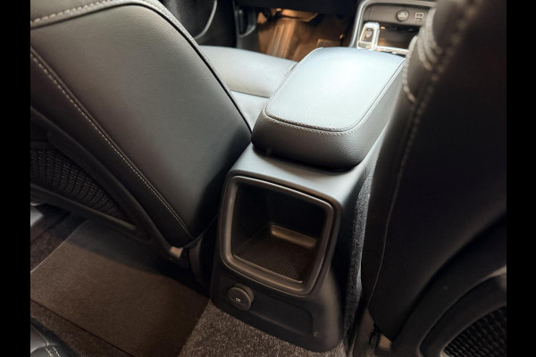 Volvo XC40 1.5 T5 Twin Engine Inscription Automaat | Leren bekleding | LED verlichting | Stoelverwarming | Getint glas | 19 inch lichtmetal