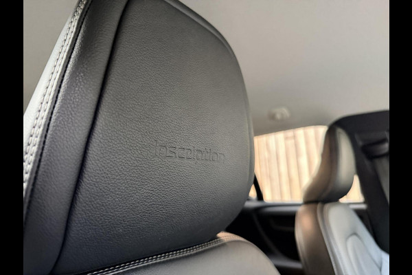 Volvo XC40 1.5 T5 Twin Engine Inscription Automaat | Leren bekleding | LED verlichting | Stoelverwarming | Getint glas | 19 inch lichtmetal