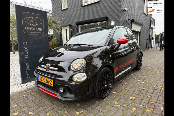 Fiat 500 1.4 T-Jet Abarth 595 Pista Fiat 500 1.4 T-Jet Abarth 595 Pista