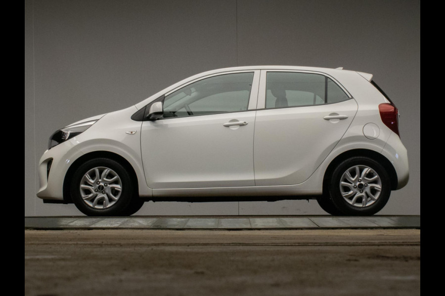 Kia Picanto 1.0 CVVT ComfortPlusLine Navigator Sport (APPLE CARPLAY.NAVI,CAMERA,LED,SPORTSTOELEN,AIRCO,PDC,NETTESTAAT)