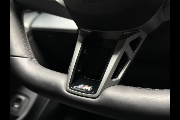 BMW 5 Serie 530eX-Drive M-Sport 299pk Pro-20 inch trekhaak pano key-less