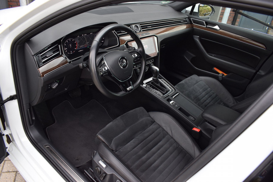 Volkswagen Passat 1.4 TSI 150pk DSG R-line | BTW | Virtual | Camera