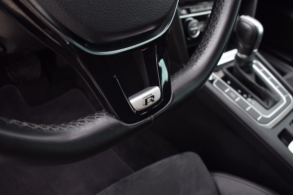 Volkswagen Passat 1.4 TSI 150pk DSG R-line | BTW | Virtual | Camera