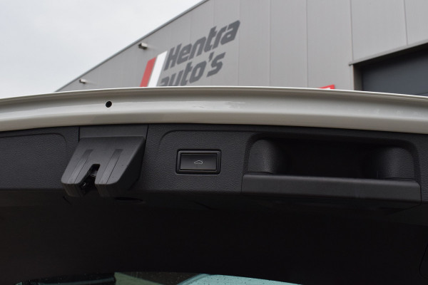 Volkswagen Passat 1.4 TSI 150pk DSG R-line | BTW | Virtual | Camera