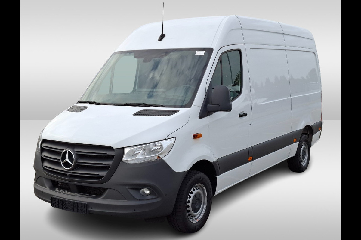 Mercedes-Benz Sprinter 317 CDI L2 H2 Automaat Airco Navigatie 360 Camera 3.5T Trekhaak Mercedes-Benz Sprinter 317 CDI L2 H2 Automaat Airco Navigatie 360 Camera 3.5T Trekhaak