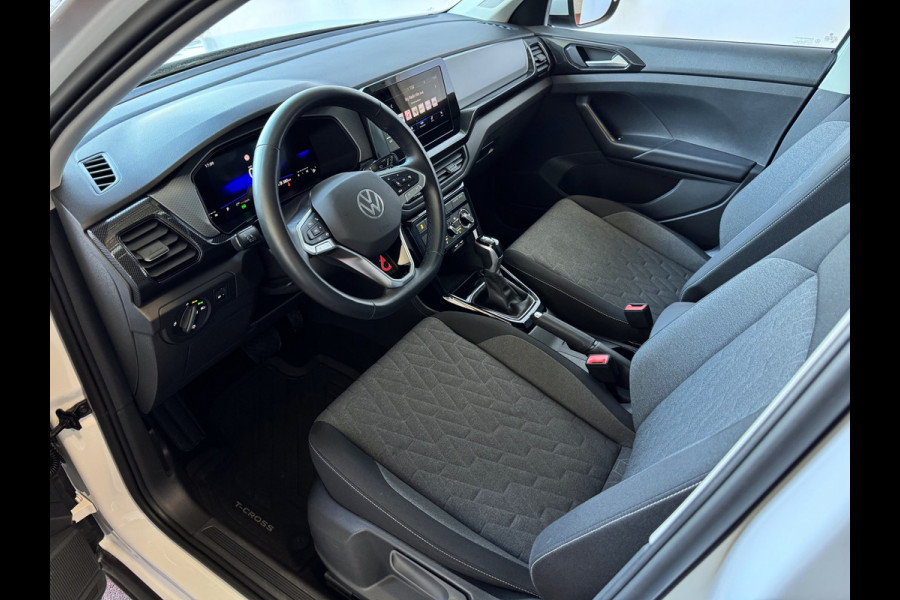 Volkswagen T-Cross NIEUW MODEL T-CROSS 116PK VIR.COCKPIT LMV CARPLAY 2024 "Volkswagen rijden begint bij Topautos.nl – 75 topmodellen direct op voorraad!" Volkswagen T-Cross NIEUW MODEL T-CROSS 116PK VIR.COCKPIT LMV CARPLAY 2024 "Volkswagen rijden begint bij Topautos.nl – 75 topmodellen direct op voorraad!"