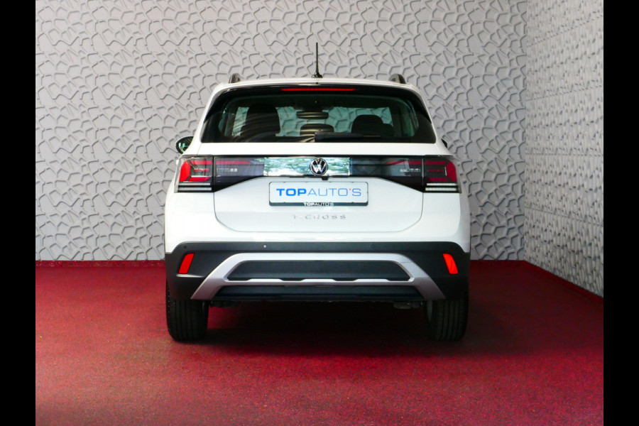 Volkswagen T-Cross NIEUW MODEL T-CROSS 116PK VIR.COCKPIT LMV CARPLAY 2024 "Volkswagen rijden begint bij Topautos.nl – 75 topmodellen direct op voorraad!" Volkswagen T-Cross NIEUW MODEL T-CROSS 116PK VIR.COCKPIT LMV CARPLAY 2024 "Volkswagen rijden begint bij Topautos.nl – 75 topmodellen direct op voorraad!"