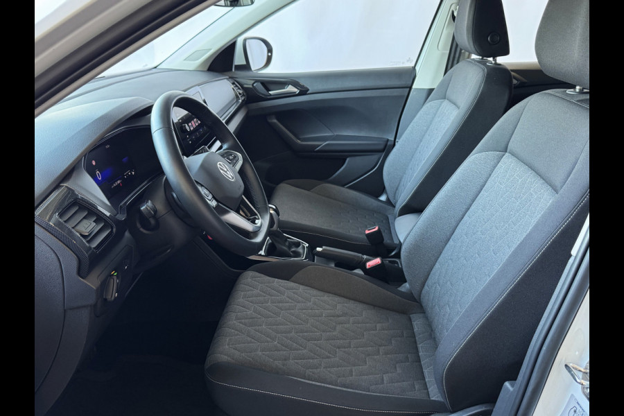 Volkswagen T-Cross NIEUW MODEL T-CROSS 116PK VIR.COCKPIT LMV CARPLAY 2024 "Volkswagen rijden begint bij Topautos.nl – 75 topmodellen direct op voorraad!" Volkswagen T-Cross NIEUW MODEL T-CROSS 116PK VIR.COCKPIT LMV CARPLAY 2024 "Volkswagen rijden begint bij Topautos.nl – 75 topmodellen direct op voorraad!"