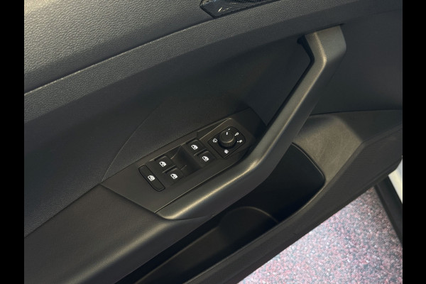 Volkswagen T-Cross NIEUW MODEL T-CROSS 116PK VIR.COCKPIT LMV CARPLAY 2024 "Volkswagen rijden begint bij Topautos.nl – 75 topmodellen direct op voorraad!" Volkswagen T-Cross NIEUW MODEL T-CROSS 116PK VIR.COCKPIT LMV CARPLAY 2024 "Volkswagen rijden begint bij Topautos.nl – 75 topmodellen direct op voorraad!"