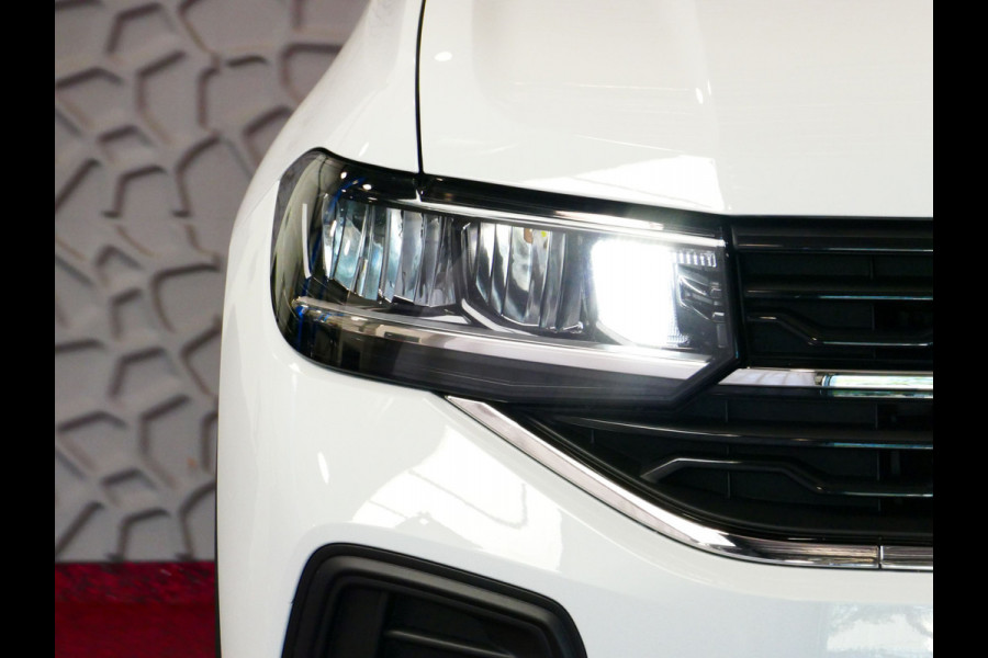 Volkswagen T-Cross NIEUW MODEL T-CROSS 116PK VIR.COCKPIT LMV CARPLAY 2024 "Volkswagen rijden begint bij Topautos.nl – 75 topmodellen direct op voorraad!" Volkswagen T-Cross NIEUW MODEL T-CROSS 116PK VIR.COCKPIT LMV CARPLAY 2024 "Volkswagen rijden begint bij Topautos.nl – 75 topmodellen direct op voorraad!"