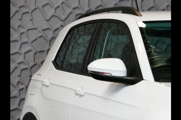 Volkswagen T-Cross NIEUW MODEL T-CROSS 116PK VIR.COCKPIT LMV CARPLAY 2024 "Volkswagen rijden begint bij Topautos.nl – 75 topmodellen direct op voorraad!" Volkswagen T-Cross NIEUW MODEL T-CROSS 116PK VIR.COCKPIT LMV CARPLAY 2024 "Volkswagen rijden begint bij Topautos.nl – 75 topmodellen direct op voorraad!"