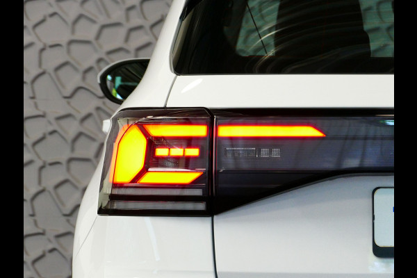 Volkswagen T-Cross NIEUW MODEL T-CROSS 116PK VIR.COCKPIT LMV CARPLAY 2024 "Volkswagen rijden begint bij Topautos.nl – 75 topmodellen direct op voorraad!" Volkswagen T-Cross NIEUW MODEL T-CROSS 116PK VIR.COCKPIT LMV CARPLAY 2024 "Volkswagen rijden begint bij Topautos.nl – 75 topmodellen direct op voorraad!"