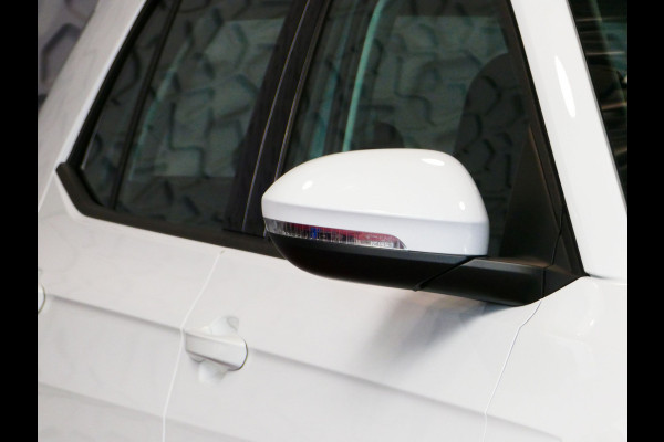 Volkswagen T-Cross NIEUW MODEL T-CROSS 116PK VIR.COCKPIT LMV CARPLAY 2024 "Volkswagen rijden begint bij Topautos.nl – 75 topmodellen direct op voorraad!" Volkswagen T-Cross NIEUW MODEL T-CROSS 116PK VIR.COCKPIT LMV CARPLAY 2024 "Volkswagen rijden begint bij Topautos.nl – 75 topmodellen direct op voorraad!"
