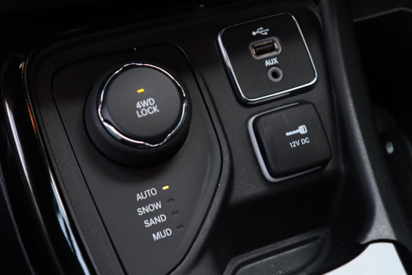 Jeep Compass 1.4 MultiAir Limited 4x4 / KEYLESS / DODEHOEK / CAMERA / STOEL+STUURVERW