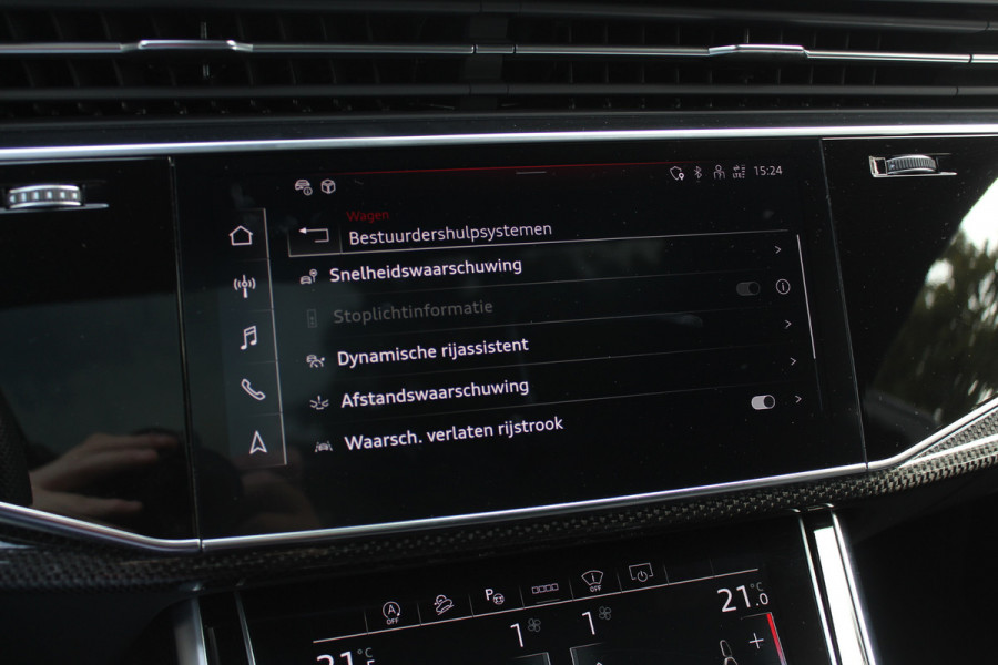 Audi Q8 55 TFSI quattro Pro Line S / Trekhaak / Panoramadak / Camera / Head-up / Luxe Leder / Carbon / 22'' / RS Seats / Keyless / Sfeerverlichting / Matrix LED / Stoelventilatie / Stuur+Stoelverwarming / DAB / ACC / Stoelm