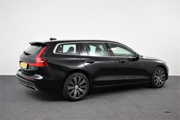 Volvo V60 2.0 T5 250pk Automaat Inscription | Navigatie | Apple Carpla/Android Auto | Climate control | Leder | Parkeer sensoren | Virtual Cockpit |  Lichtmetalen velgen 18" Volvo V60 2.0 T5 250pk Automaat Inscription | Navigatie | Apple Carpla/Android Auto | Climate control | Leder | Parkeer sensoren | Virtual Cockpit |  Lichtmetalen velgen 18"
