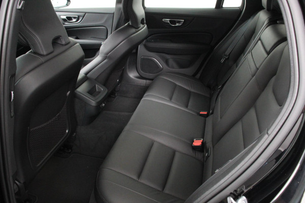 Volvo V60 2.0 T5 250pk Automaat Inscription | Navigatie | Apple Carpla/Android Auto | Climate control | Leder | Parkeer sensoren | Virtual Cockpit |  Lichtmetalen velgen 18" Volvo V60 2.0 T5 250pk Automaat Inscription | Navigatie | Apple Carpla/Android Auto | Climate control | Leder | Parkeer sensoren | Virtual Cockpit |  Lichtmetalen velgen 18"