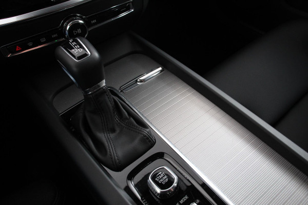 Volvo V60 2.0 T5 250pk Automaat Inscription | Navigatie | Apple Carpla/Android Auto | Climate control | Leder | Parkeer sensoren | Virtual Cockpit |  Lichtmetalen velgen 18" Volvo V60 2.0 T5 250pk Automaat Inscription | Navigatie | Apple Carpla/Android Auto | Climate control | Leder | Parkeer sensoren | Virtual Cockpit |  Lichtmetalen velgen 18"