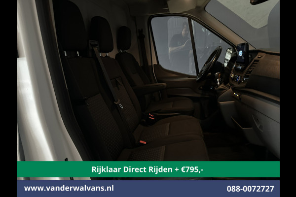 Ford Transit 2.0 TDCI 131pk L3H2 Euro6 *Rijklaar Direct Rijden* Airco | Camera | Navigatie | Apple Carplay | Android Auto | Stoelverwarming Verwarmde voorruit, Cruisecontrol, Parkeersensoren, Elektrisch verstelbare bestuurdersstoel, Bijrijdersbank