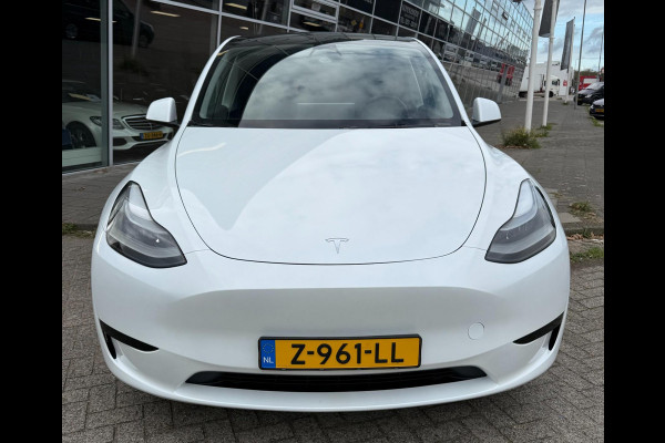 Tesla Model Y RWD 58 kWh Tesla Model Y RWD 58 kWh