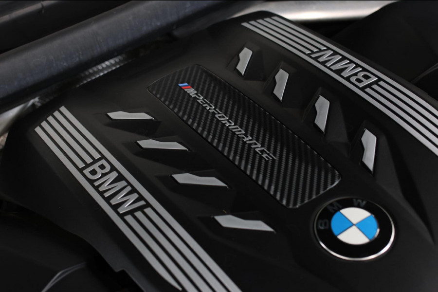 BMW X7 M50i *Sky Lounge*B&W Audio*Mansory*Massage*360 Camera* BMW X7 M50i *Sky Lounge*B&W Audio*Mansory*Massage*360 Camera*