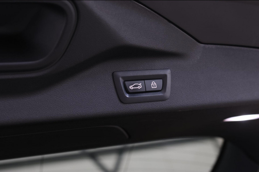 BMW X7 M50i *Sky Lounge*B&W Audio*Mansory*Massage*360 Camera* BMW X7 M50i *Sky Lounge*B&W Audio*Mansory*Massage*360 Camera*