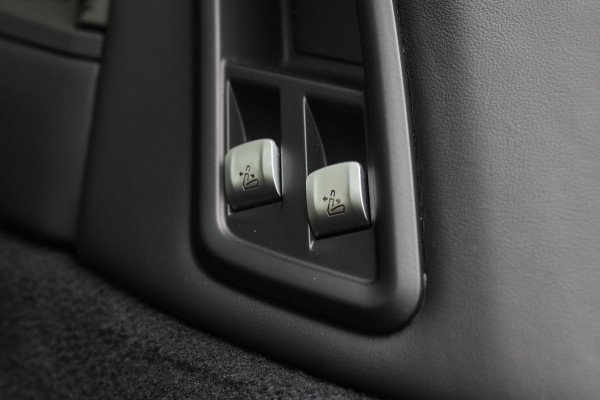 BMW X7 M50i *Sky Lounge*B&W Audio*Mansory*Massage*360 Camera* BMW X7 M50i *Sky Lounge*B&W Audio*Mansory*Massage*360 Camera*