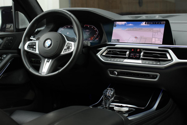 BMW X7 M50i *Sky Lounge*B&W Audio*Mansory*Massage*360 Camera* BMW X7 M50i *Sky Lounge*B&W Audio*Mansory*Massage*360 Camera*