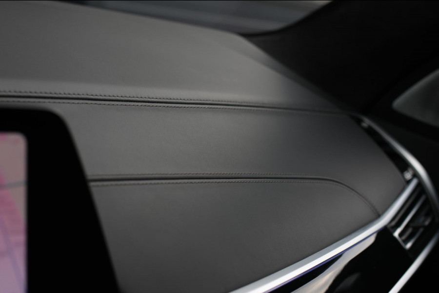 BMW X7 M50i *Sky Lounge*B&W Audio*Mansory*Massage*360 Camera* BMW X7 M50i *Sky Lounge*B&W Audio*Mansory*Massage*360 Camera*