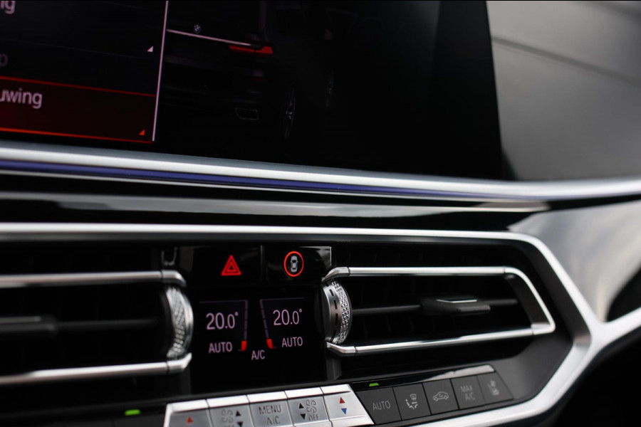 BMW X7 M50i *Sky Lounge*B&W Audio*Mansory*Massage*360 Camera* BMW X7 M50i *Sky Lounge*B&W Audio*Mansory*Massage*360 Camera*