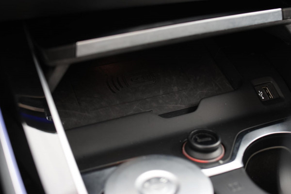 BMW X7 M50i *Sky Lounge*B&W Audio*Mansory*Massage*360 Camera* BMW X7 M50i *Sky Lounge*B&W Audio*Mansory*Massage*360 Camera*