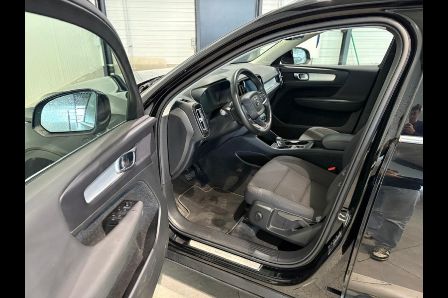 Volvo XC40 T5 Aut. Plug-in Hybrid Inscription CruiseControl Panoramadak 262pk Volvo XC40 T5 Aut. Plug-in Hybrid Inscription CruiseControl Panoramadak 262pk