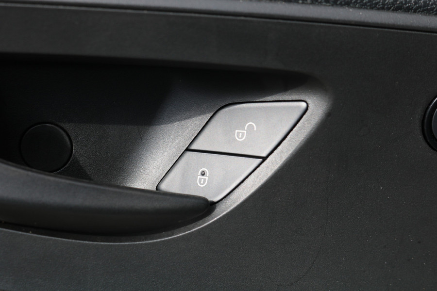 Mercedes-Benz Sprinter 317 CDI L1 H1 Multitemp Koelwagen Vrieswagen -20 Graden Dag en Nacht (Wordt verwacht) Mercedes-Benz Sprinter 317 CDI L1 H1 Multitemp Koelwagen Vrieswagen -20 Graden Dag en Nacht (Wordt verwacht)