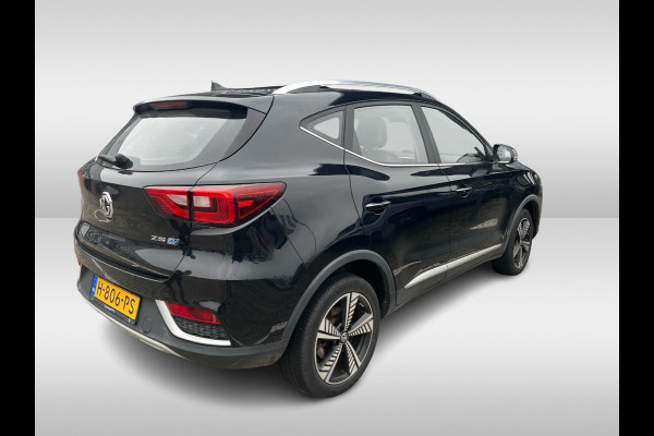 MG Mg Zs EV Luxury 45 kWh / Panoramadak / Camera / Leder / 17'' / Keyless / Navigatie / ACC / Dodehoek / DAB / Stoelverwarming MG Mg Zs EV Luxury 45 kWh / Panoramadak / Camera / Leder / 17'' / Keyless / Navigatie / ACC / Dodehoek / DAB / Stoelverwarming