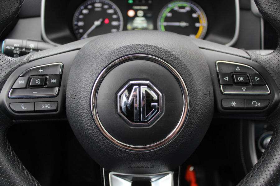 MG Mg Zs EV Luxury 45 kWh / Panoramadak / Camera / Leder / 17'' / Keyless / Navigatie / ACC / Dodehoek / DAB / Stoelverwarming MG Mg Zs EV Luxury 45 kWh / Panoramadak / Camera / Leder / 17'' / Keyless / Navigatie / ACC / Dodehoek / DAB / Stoelverwarming