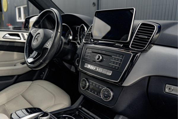 Mercedes-Benz GLE 400 4MATIC AMG Sport Edition | Automaat | ILS | Camera | Navi | Panorama-dak | Climate | Cruise | PDC | Euro 6 Mercedes-Benz GLE 400 4MATIC AMG Sport Edition | Automaat | ILS | Camera | Navi | Panorama-dak | Climate | Cruise | PDC | Euro 6