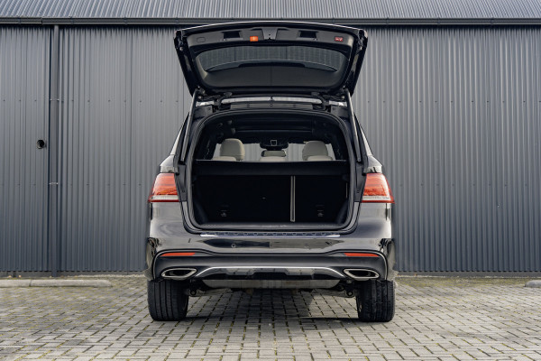 Mercedes-Benz GLE 400 4MATIC AMG Sport Edition | Automaat | ILS | Camera | Navi | Panorama-dak | Climate | Cruise | PDC | Euro 6 Mercedes-Benz GLE 400 4MATIC AMG Sport Edition | Automaat | ILS | Camera | Navi | Panorama-dak | Climate | Cruise | PDC | Euro 6