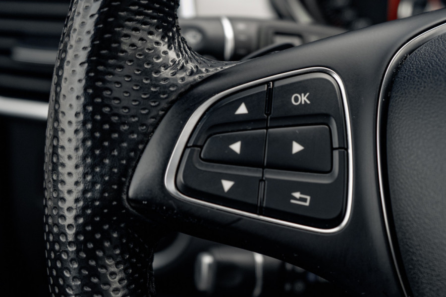 Mercedes-Benz GLE 400 4MATIC AMG Sport Edition | Automaat | ILS | Camera | Navi | Panorama-dak | Climate | Cruise | PDC | Euro 6 Mercedes-Benz GLE 400 4MATIC AMG Sport Edition | Automaat | ILS | Camera | Navi | Panorama-dak | Climate | Cruise | PDC | Euro 6