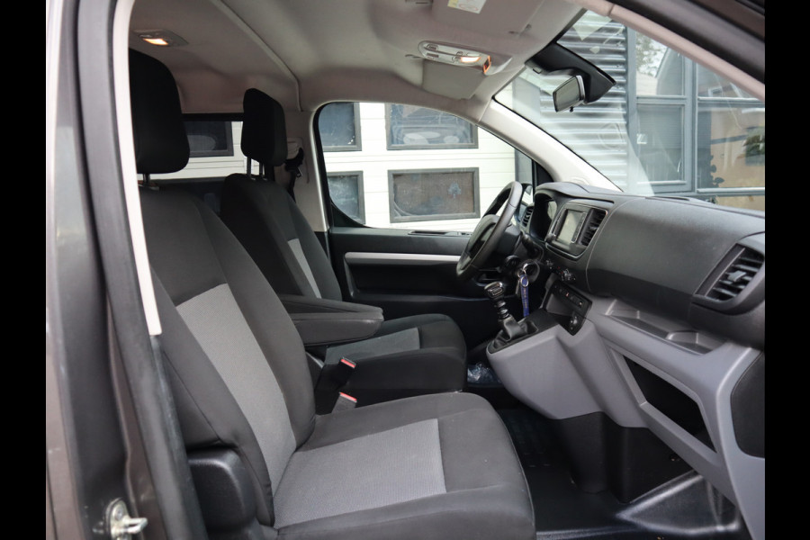 Peugeot Expert 2.0 BlueHDI 150pk Euro 6 DC 5 Pers. - L3 - Cruise - Camera Peugeot Expert 2.0 BlueHDI 150pk Euro 6 DC 5 Pers. - L3 - Cruise - Camera