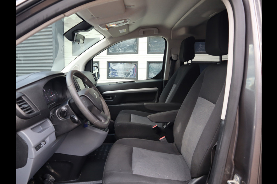 Peugeot Expert 2.0 BlueHDI 150pk Euro 6 DC 5 Pers. - L3 - Cruise - Camera Peugeot Expert 2.0 BlueHDI 150pk Euro 6 DC 5 Pers. - L3 - Cruise - Camera