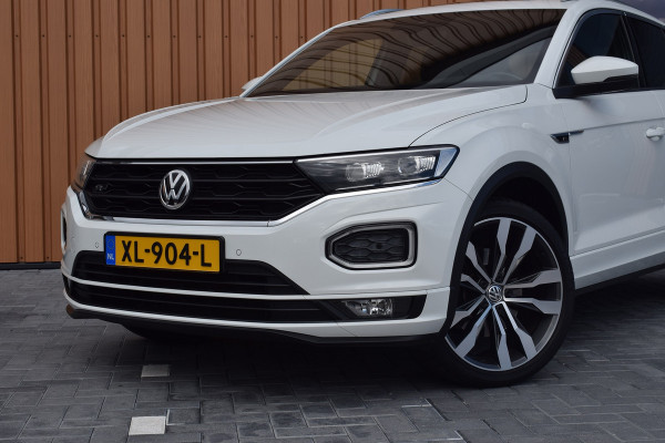 Volkswagen T-Roc 1.5 TSI 150pk DSG R-line Pano | Trekhaak | Beats | 19"