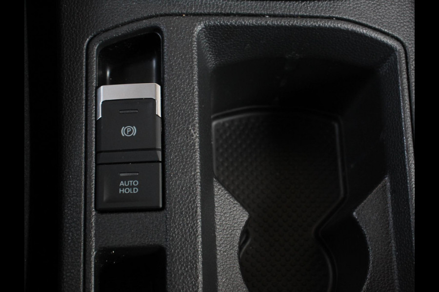 Volkswagen T-Roc 1.5 TSI 150PK DSG Style | Navigatie | Apple Carplay/Android Auto | Camera | Parkeersensoren | Adaptive Cruise Control | Dodehoek Assistent | Elektrische achterklep | Stoel- en stuurverwarming | Full Led | Climate Control | Lichtmetalen velgen Volkswagen T-Roc 1.5 TSI 150PK DSG Style | Navigatie | Apple Carplay/Android Auto | Camera | Parkeersensoren | Adaptive Cruise Control | Dodehoek Assistent | Elektrische achterklep | Stoel- en stuurverwarming | Full Led | Climate Control | Lichtmetalen velgen