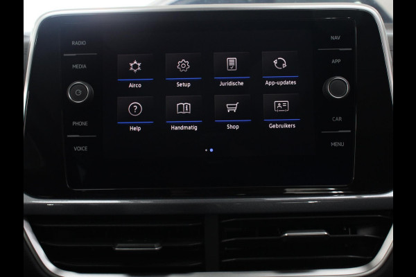 Volkswagen T-Roc 1.5 TSI 150PK DSG Style | Navigatie | Apple Carplay/Android Auto | Camera | Parkeersensoren | Adaptive Cruise Control | Dodehoek Assistent | Elektrische achterklep | Stoel- en stuurverwarming | Full Led | Climate Control | Lichtmetalen velgen Volkswagen T-Roc 1.5 TSI 150PK DSG Style | Navigatie | Apple Carplay/Android Auto | Camera | Parkeersensoren | Adaptive Cruise Control | Dodehoek Assistent | Elektrische achterklep | Stoel- en stuurverwarming | Full Led | Climate Control | Lichtmetalen velgen