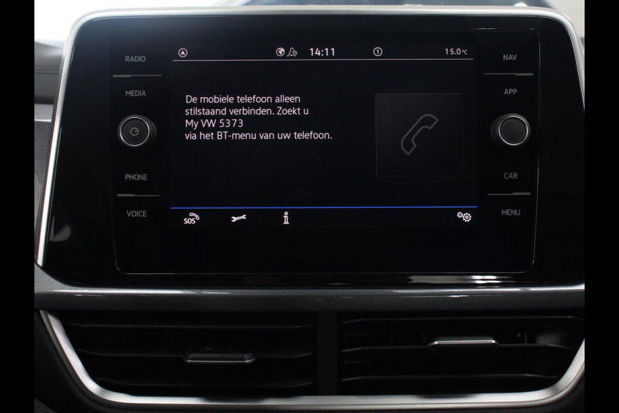 Volkswagen T-Roc 1.5 TSI 150PK DSG Style | Navigatie | Apple Carplay/Android Auto | Camera | Parkeersensoren | Adaptive Cruise Control | Dodehoek Assistent | Elektrische achterklep | Stoel- en stuurverwarming | Full Led | Climate Control | Lichtmetalen velgen Volkswagen T-Roc 1.5 TSI 150PK DSG Style | Navigatie | Apple Carplay/Android Auto | Camera | Parkeersensoren | Adaptive Cruise Control | Dodehoek Assistent | Elektrische achterklep | Stoel- en stuurverwarming | Full Led | Climate Control | Lichtmetalen velgen