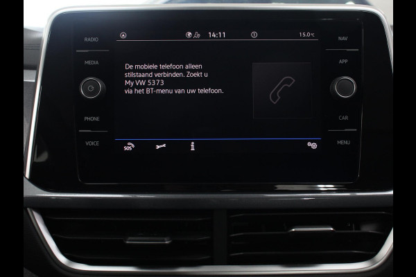 Volkswagen T-Roc 1.5 TSI 150PK DSG Style | Navigatie | Apple Carplay/Android Auto | Camera | Parkeersensoren | Adaptive Cruise Control | Dodehoek Assistent | Elektrische achterklep | Stoel- en stuurverwarming | Full Led | Climate Control | Lichtmetalen velgen Volkswagen T-Roc 1.5 TSI 150PK DSG Style | Navigatie | Apple Carplay/Android Auto | Camera | Parkeersensoren | Adaptive Cruise Control | Dodehoek Assistent | Elektrische achterklep | Stoel- en stuurverwarming | Full Led | Climate Control | Lichtmetalen velgen